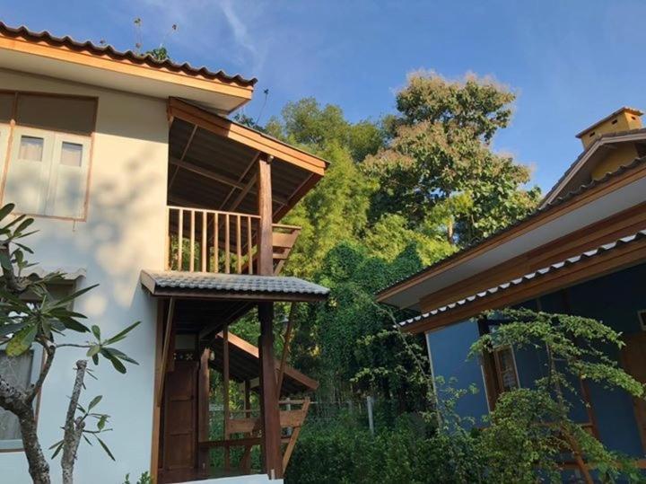 Paiyannoi Guesthome Chiang Mai Exterior foto